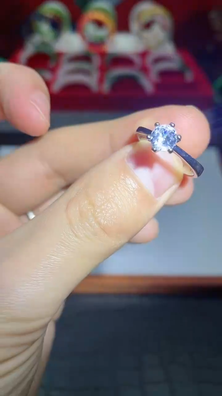 【闪购商品】A002活彩戒指