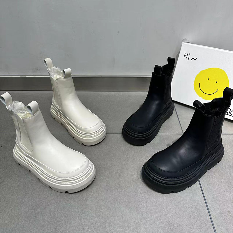 真皮加棉保暖雪地靴2023厚底弹力套筒短靴女切尔西烟筒靴潮