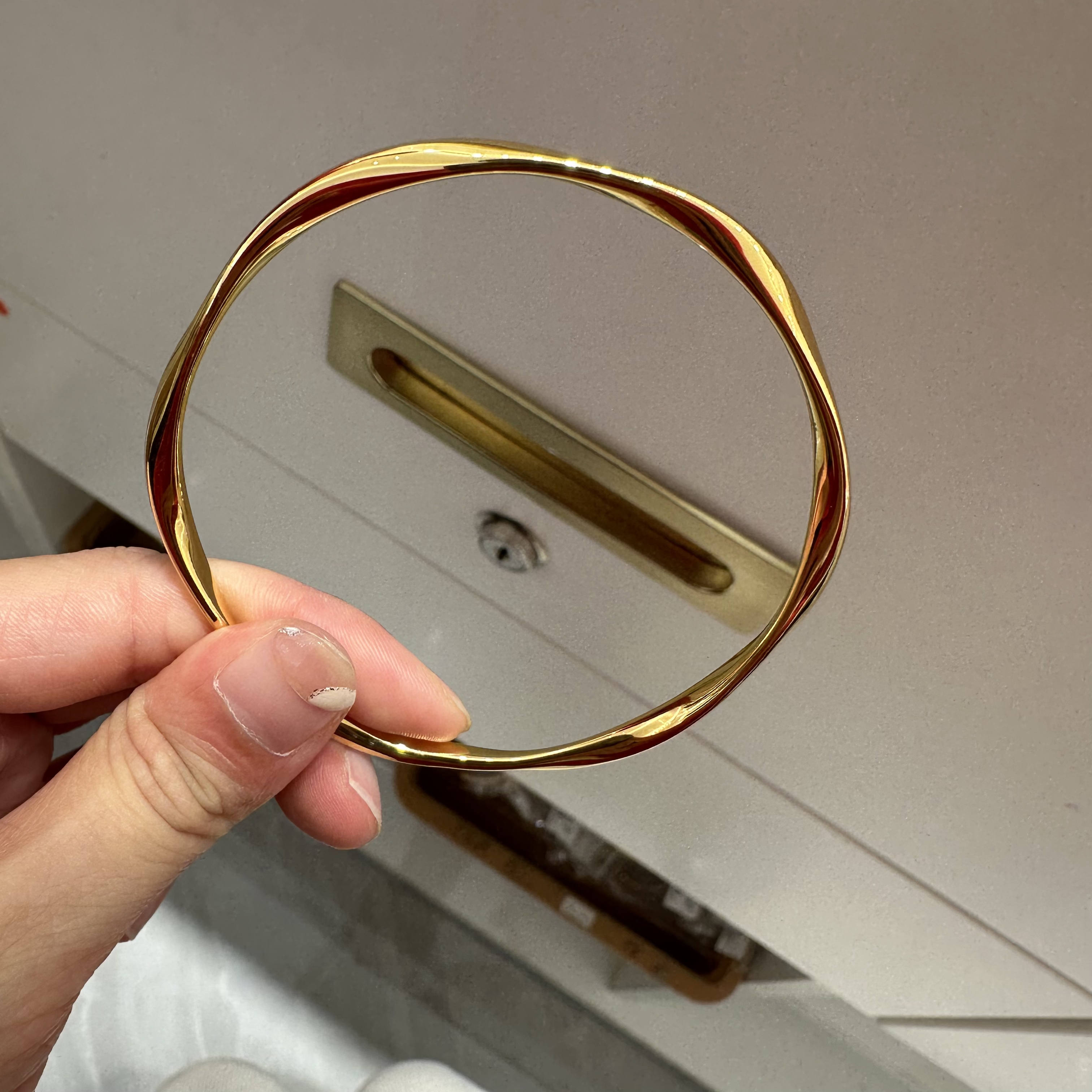 足金莫比乌斯手镯