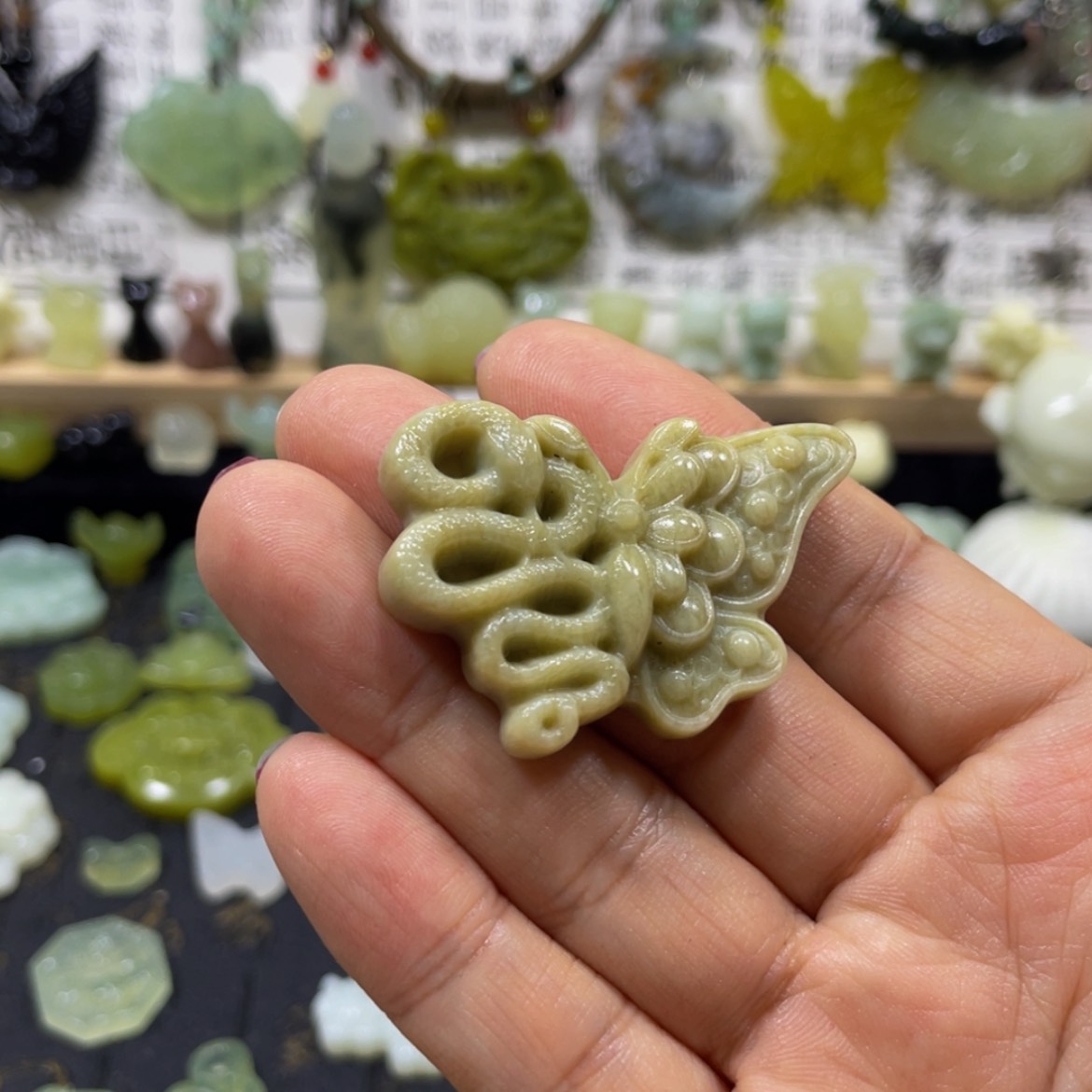 【闪购商品】蛇纹石玉颈饰未镶嵌11