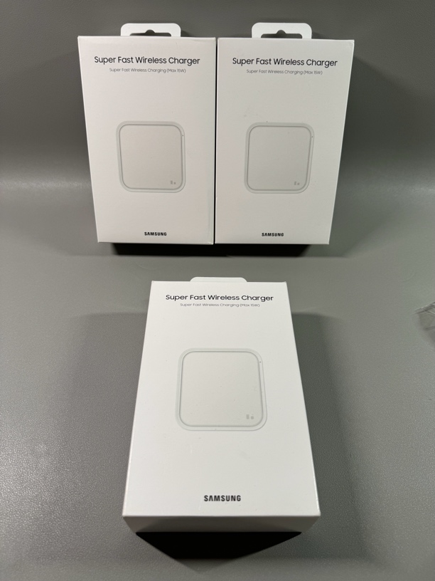 99新 Samsung/三星 三星p2000无线充电器套装港规未拆封