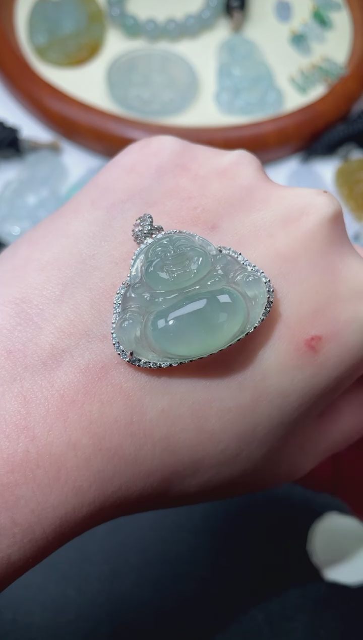 【闪购商品】翡翠颈饰未镶嵌佛公