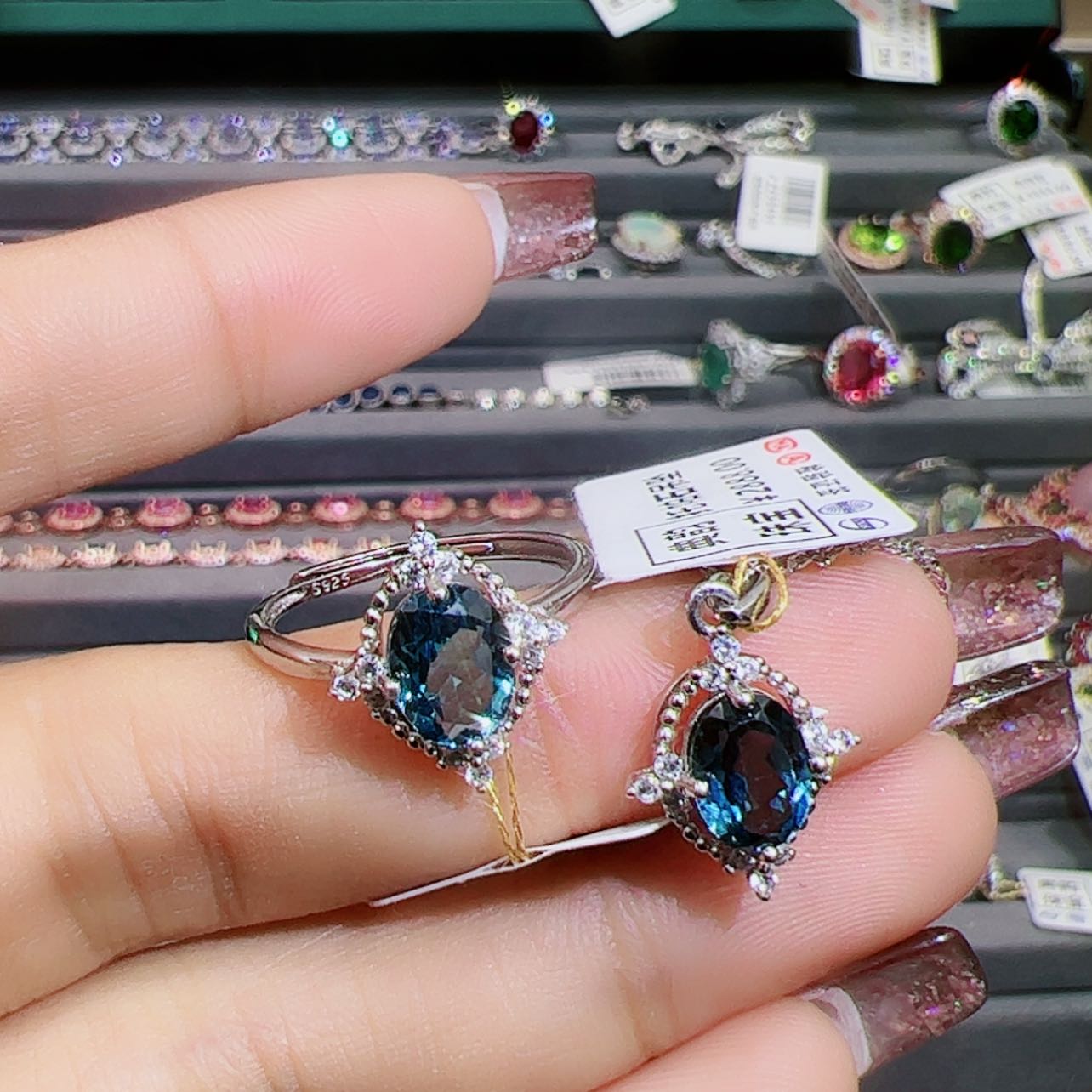 【闪购商品】托帕石套装银S925镶嵌