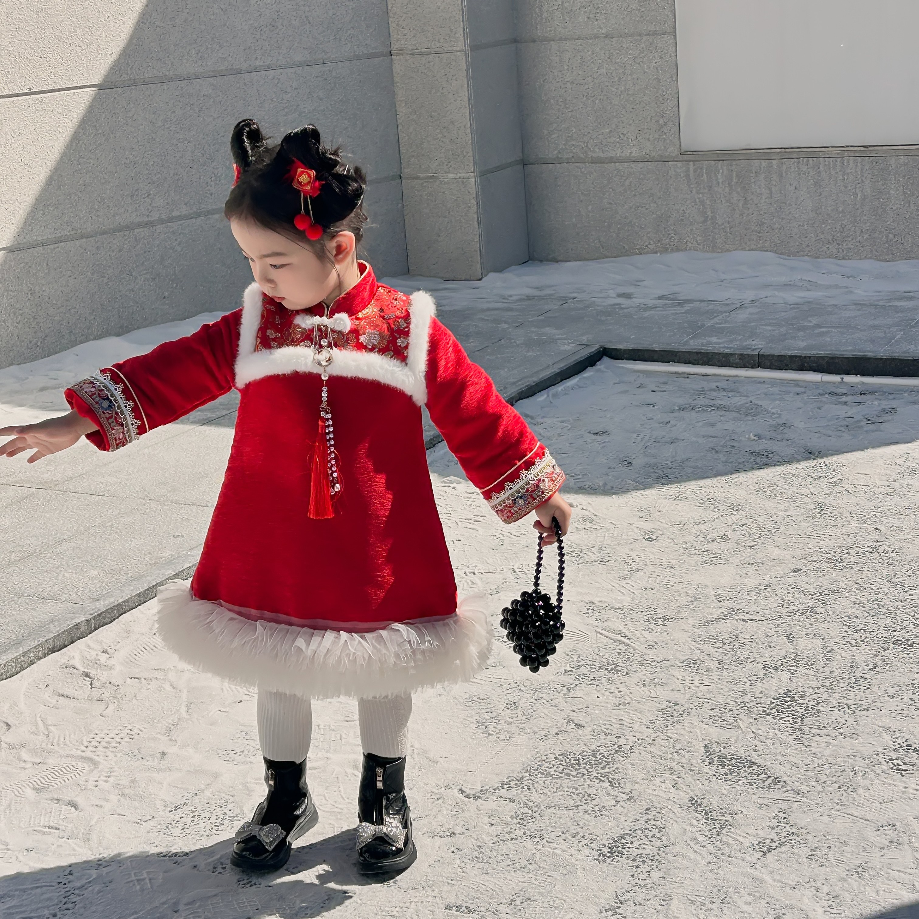 童装中国风女童旗袍裙冬季拜年服加绒加厚网纱拼接红色连衣裙