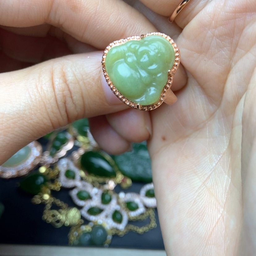 【闪购商品】和田玉手镯未镶嵌