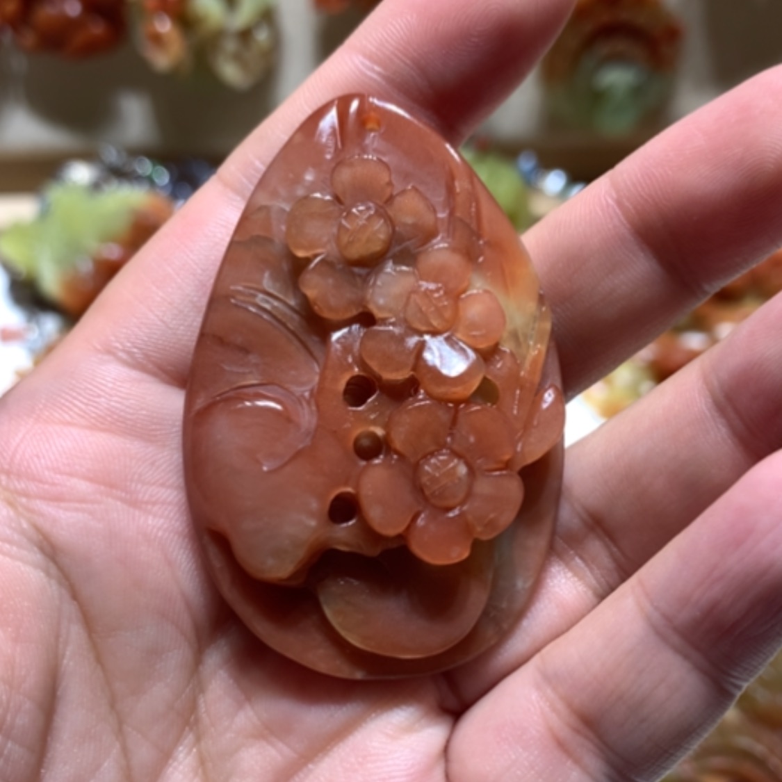 【闪购商品】蛇纹石玉挂坠未镶嵌今****耶