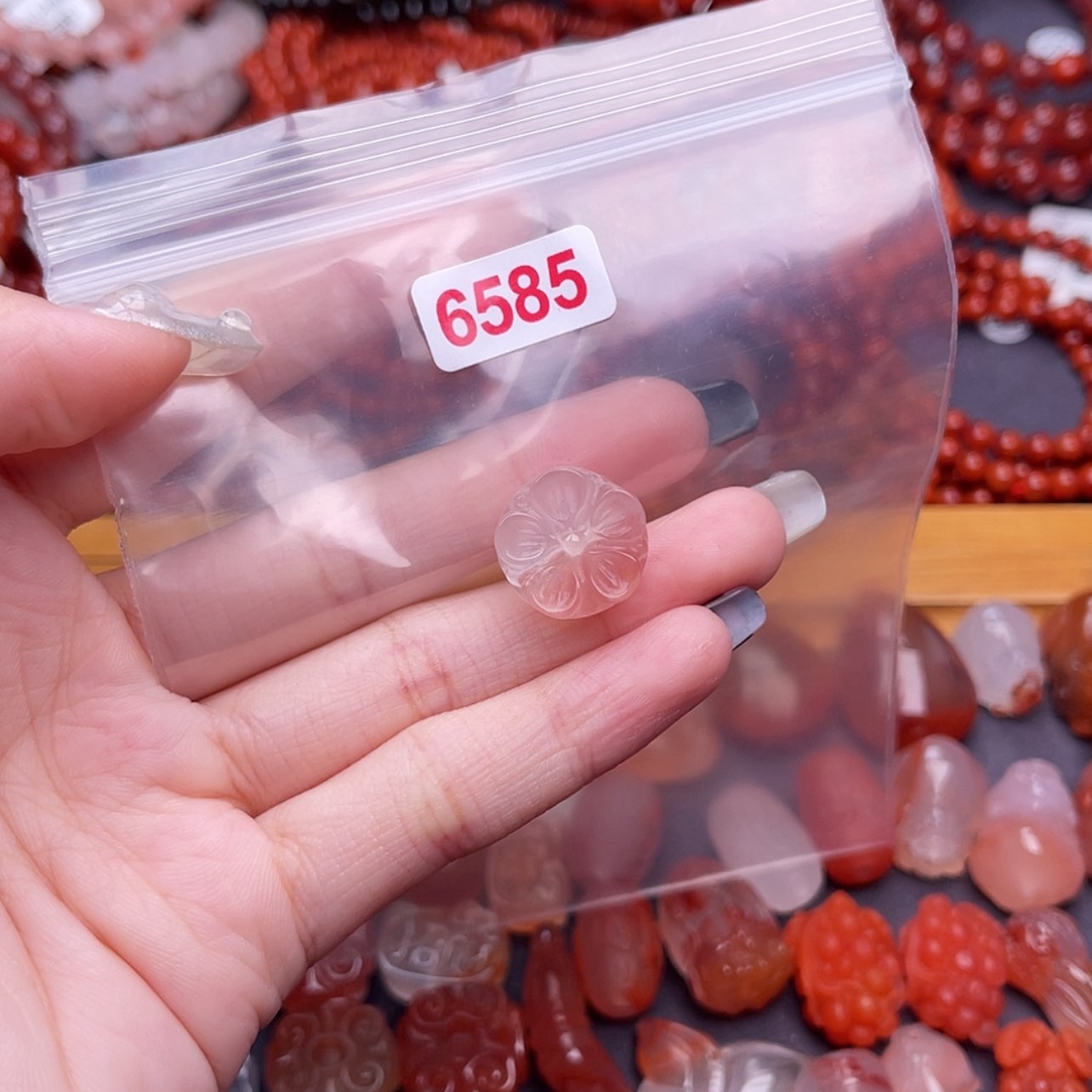 【闪购商品】南红玛瑙6585未镶嵌柳*