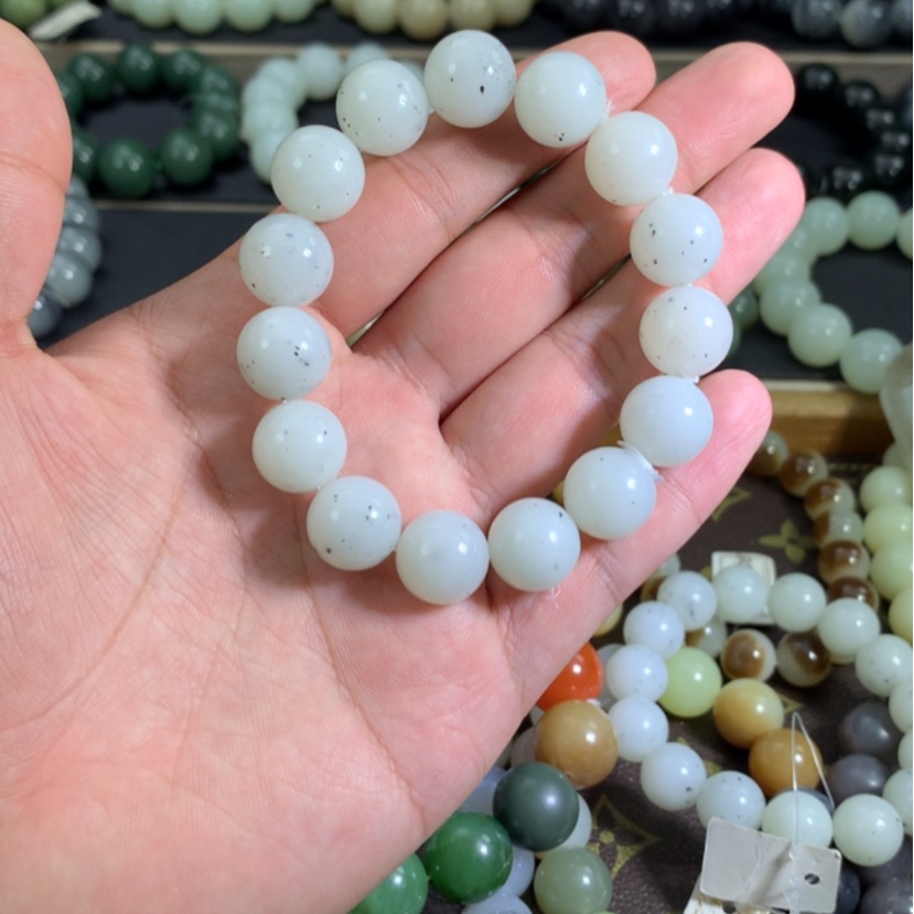 【闪购商品】和田玉手串未镶嵌踏*