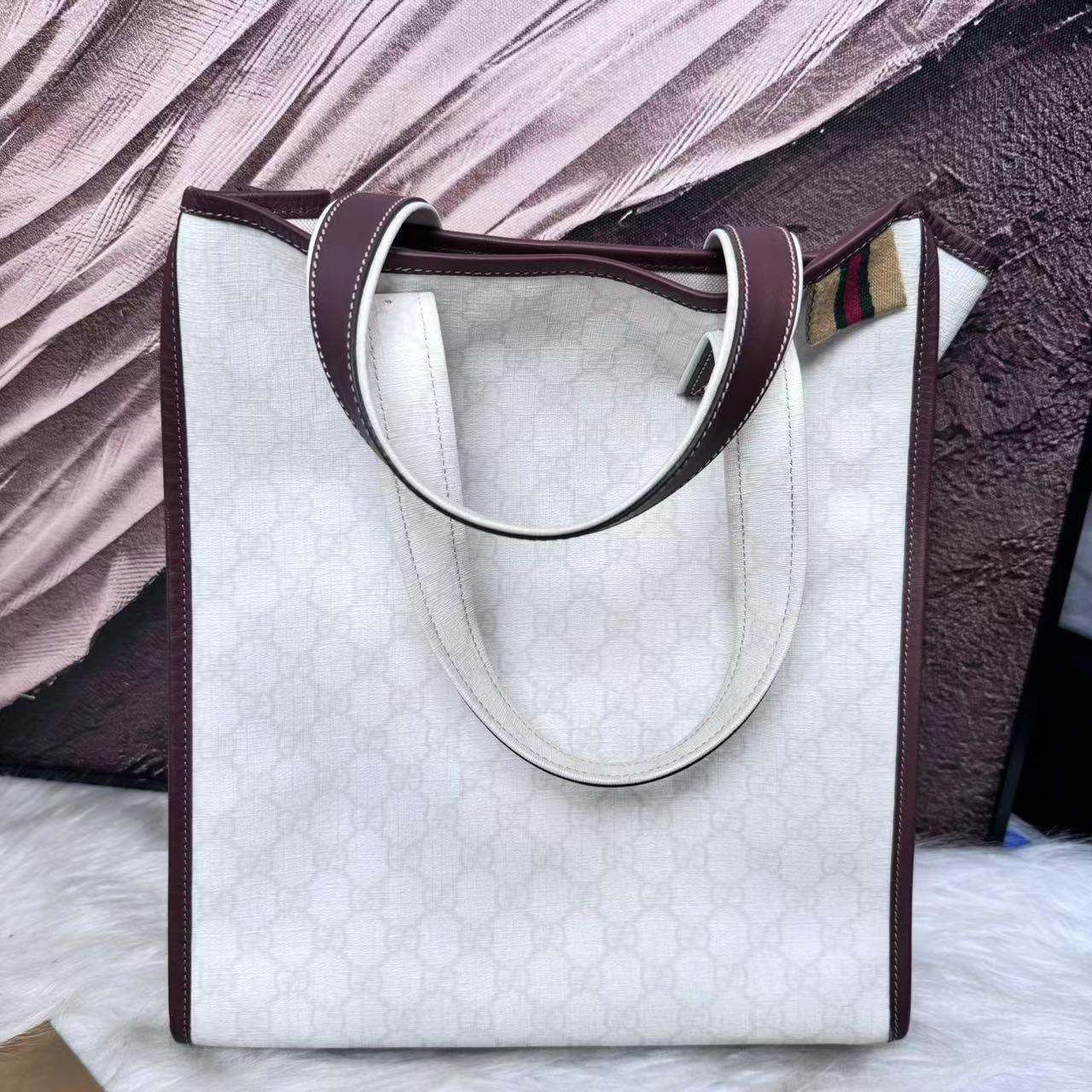 95新 GUCCI/古驰 /伊一/95/227789/单肩包/