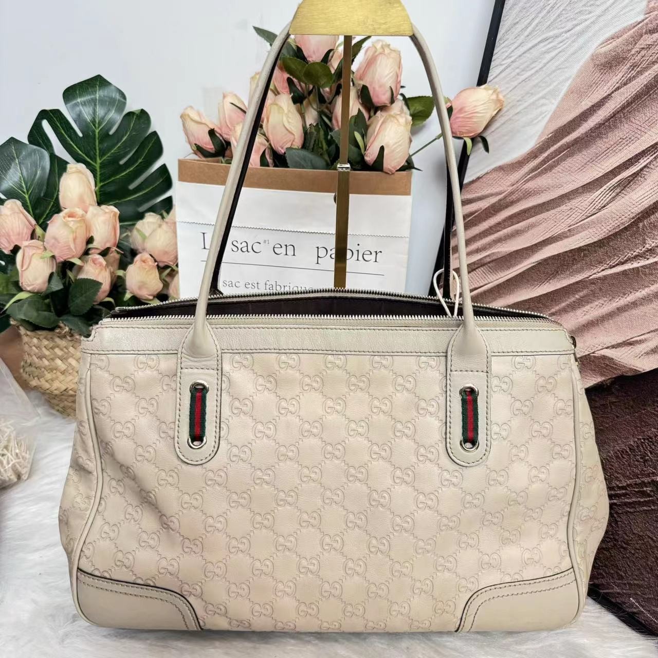 95新 GUCCI/古驰 /伊一/95/733412/单肩包/