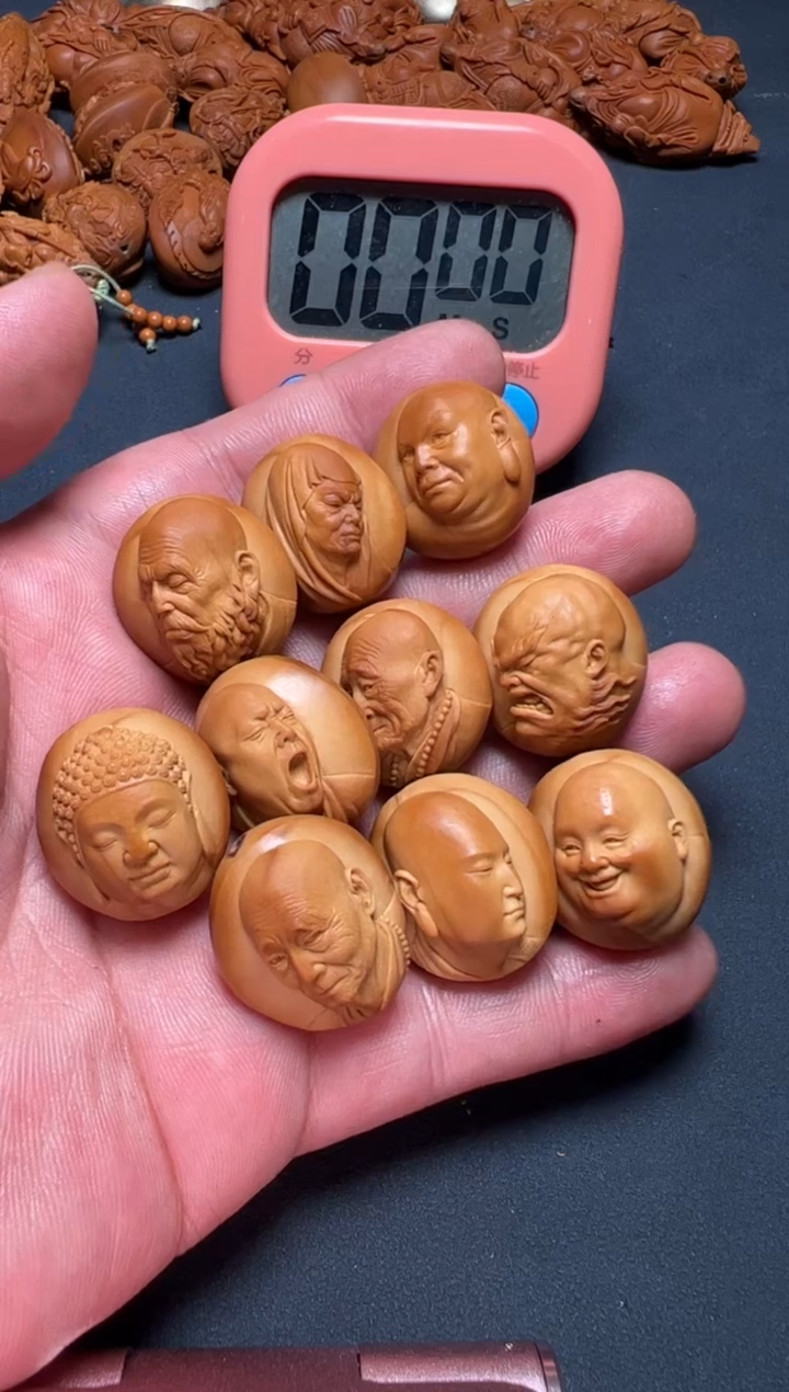 【闪购商品】橄榄核核雕十八罗汉