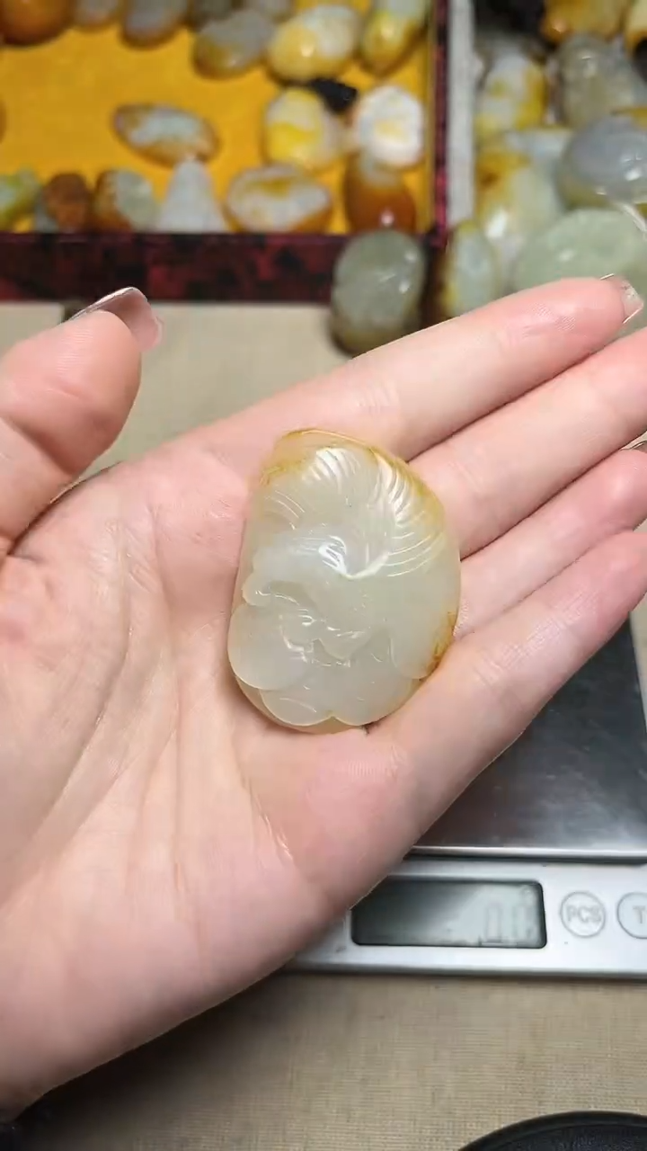 【闪购商品】和田玉（糖玉）颈饰未镶嵌1