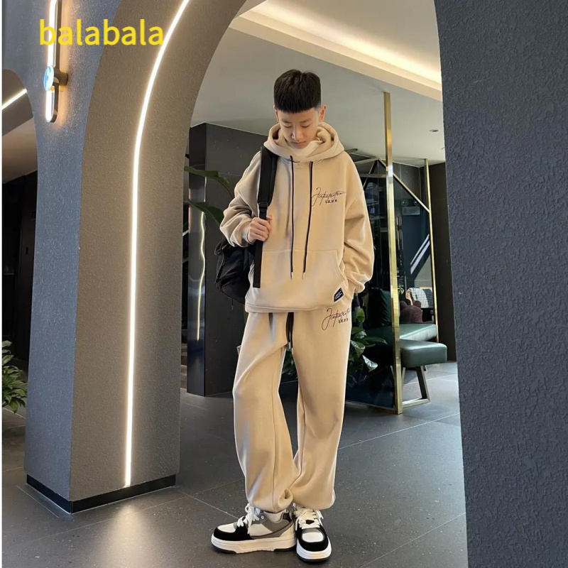 巴拉巴拉【现货】潮牌秋冬简约百搭刺绣加绒连帽卫衣套装中大童亲子