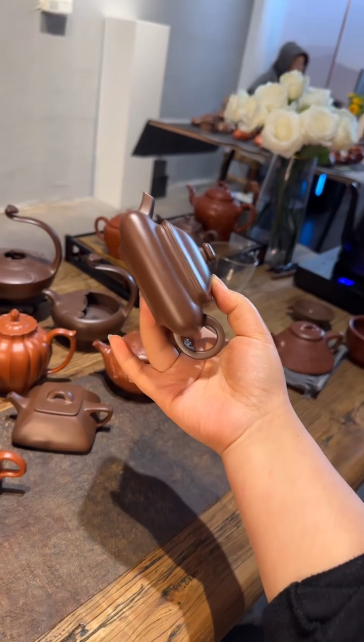 【闪购商品】紫砂茶壶寒灰老人 紫泥 140c