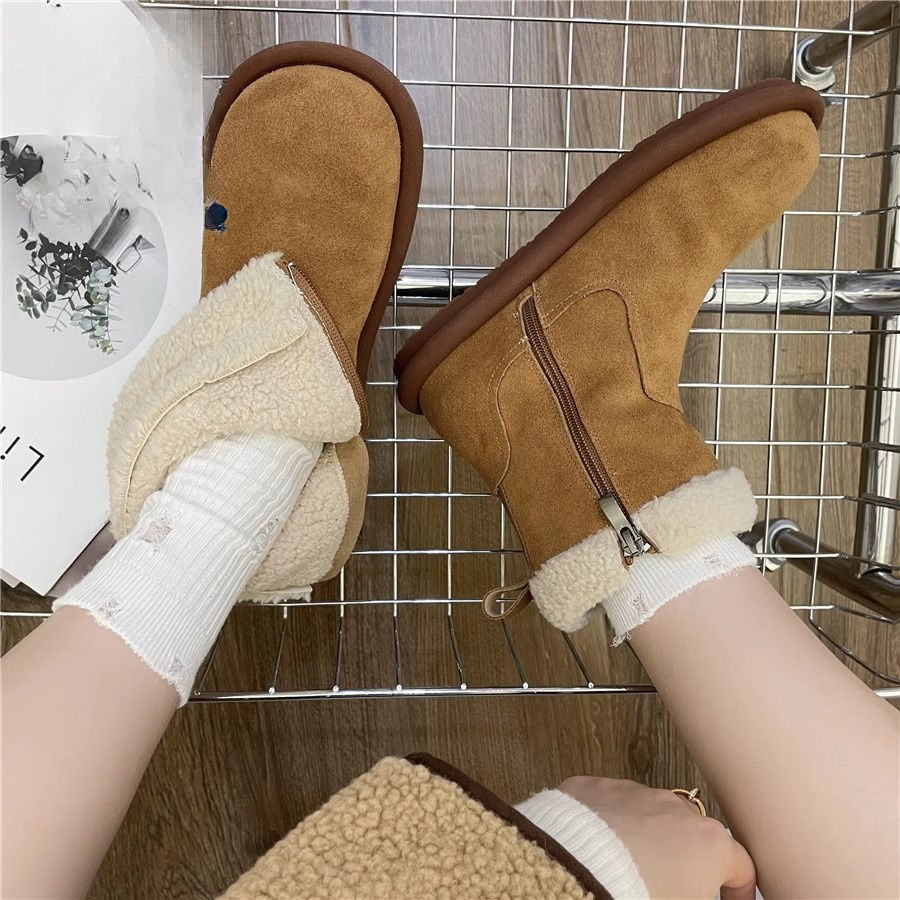 冬款新款羔毛翻毛皮棉鞋女冬平底加绒短靴新款防滑保暖雪地靴