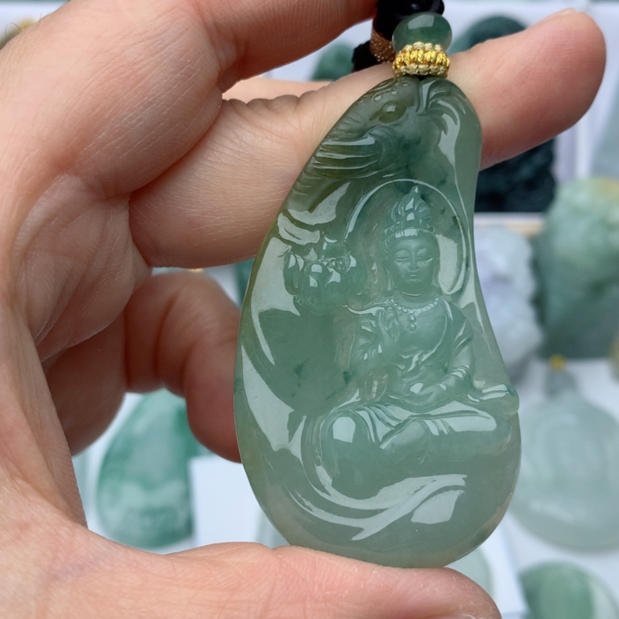 【闪购商品】翡翠颈饰未镶嵌