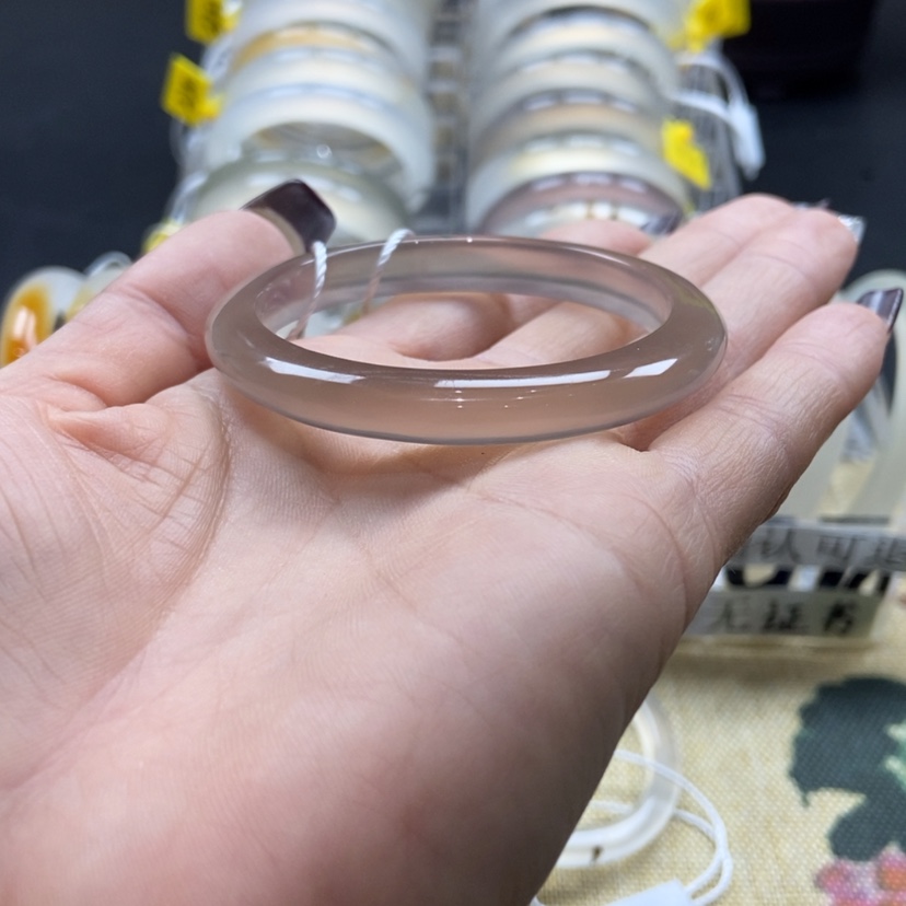 【闪购商品】玛瑙/玉髓手镯未镶嵌