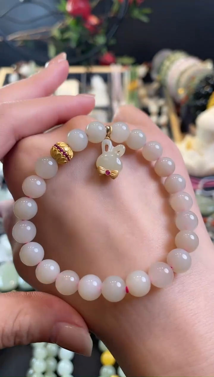 【闪购商品】和田玉手串未镶嵌藕粉小兔子手串（多样性发货）