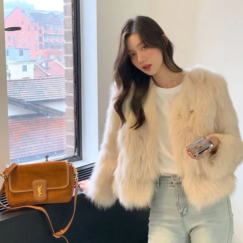 2023秋冬新款毛毛外套女短款V领小个子轻奢韩版爆款卡托毛上衣女