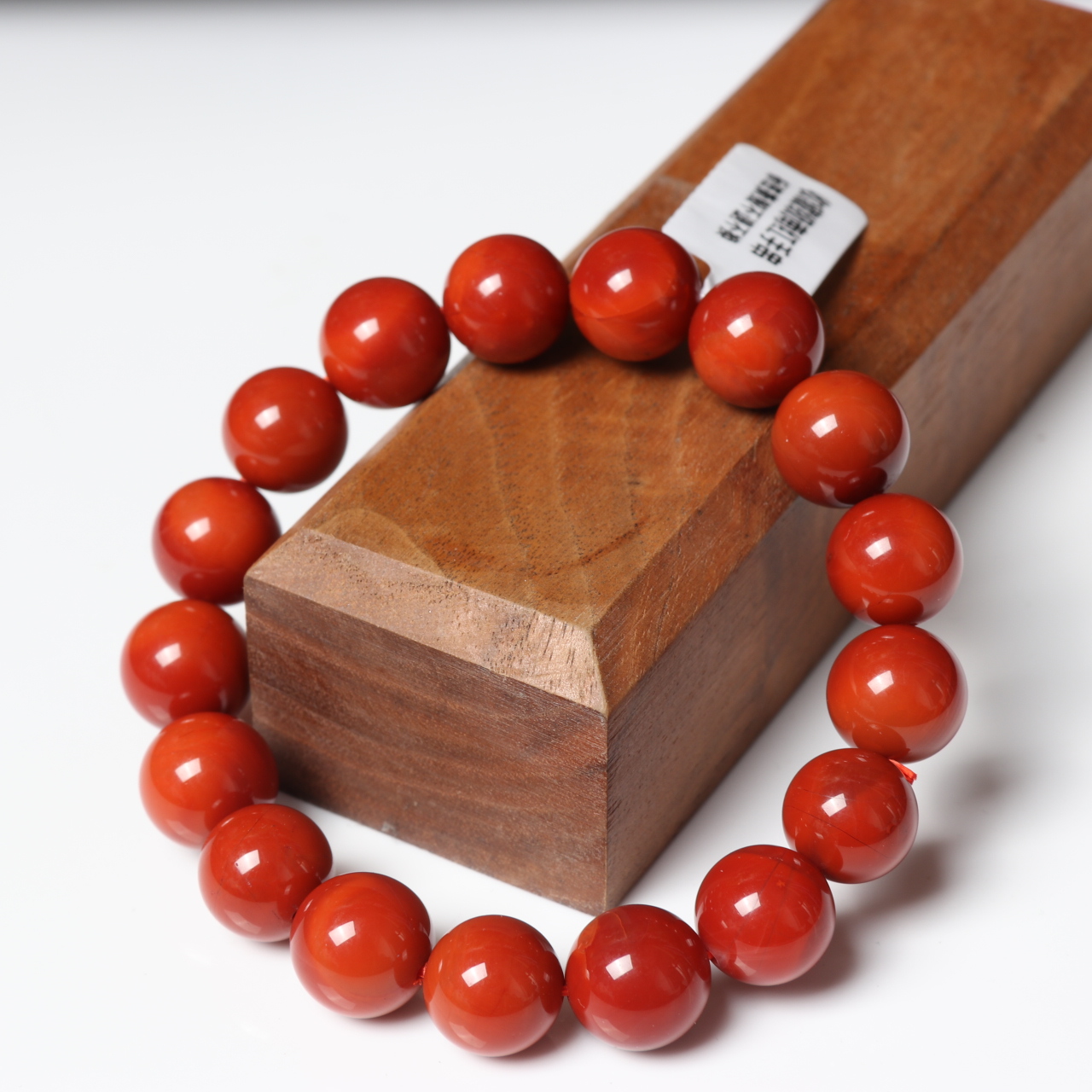 高品精美南红玛瑙车厘子火焰圆珠手串一条（多样性发货）k147