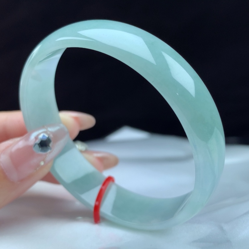 【闪购商品】翡翠手镯未镶嵌90052