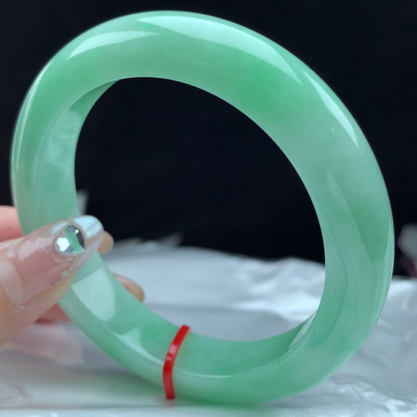 【闪购商品】翡翠手镯未镶嵌92071