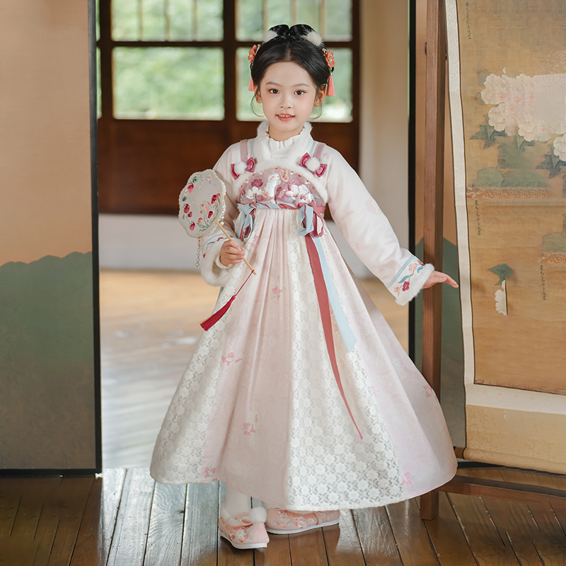 旗铂-绒兔衔春 加厚秋冬2024新款女童唐制拜年服汉服冬中国风汉服