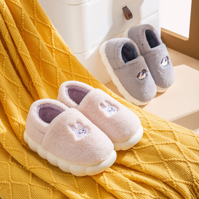 冬季可爱卡通保暖舒适情侣男女外穿居家毛绒棉鞋