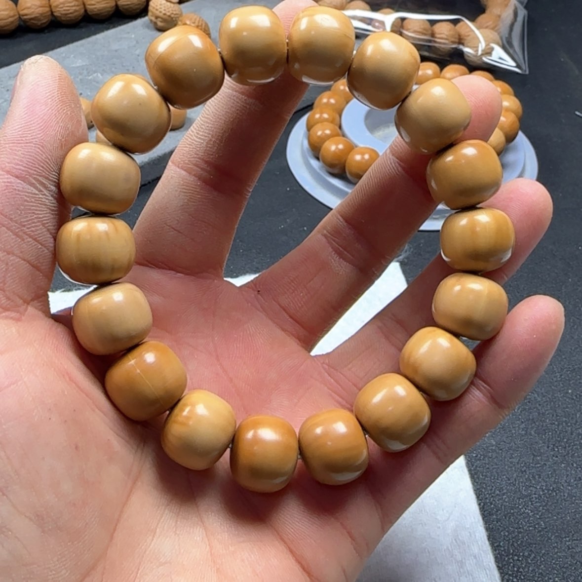 【闪购商品】猴头核桃吊坠糊*聚宝盆