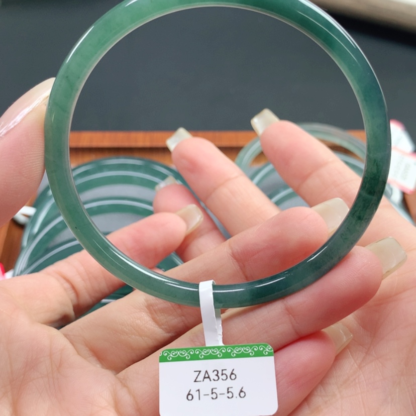 【闪购商品】翡翠手镯未镶嵌