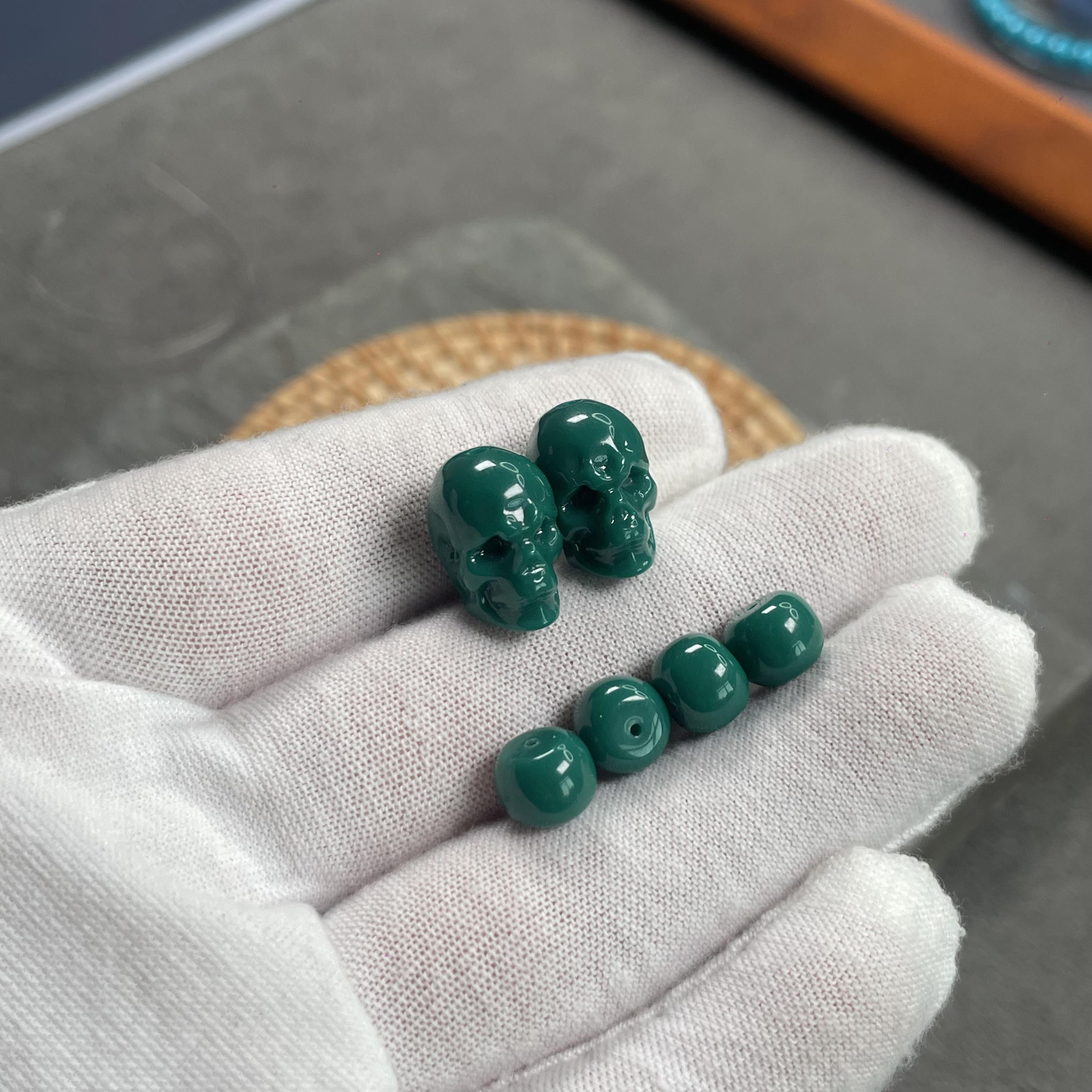 高瓷老油绿骷髅头一套（科技）琉璃
