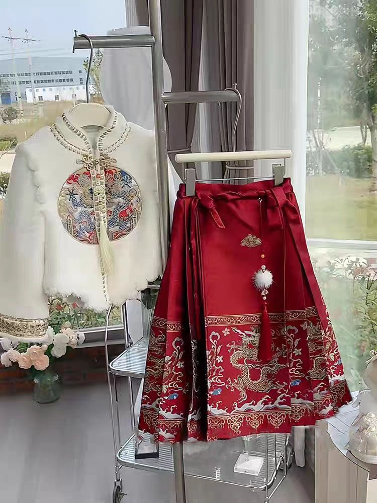 马面裙女童套装龙凤呈祥汉服2023新款冬季中国风秋冬款儿童拜年服