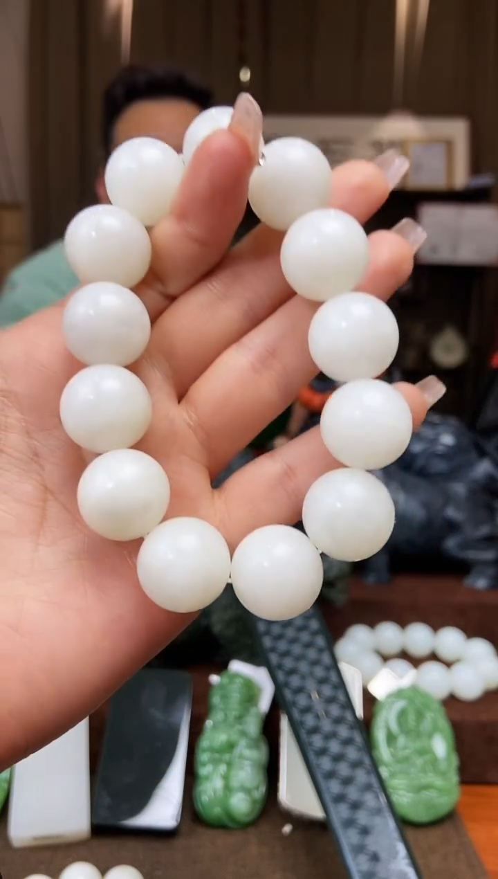 【闪购商品】和田玉挂件未镶嵌多样性发货拍一发一