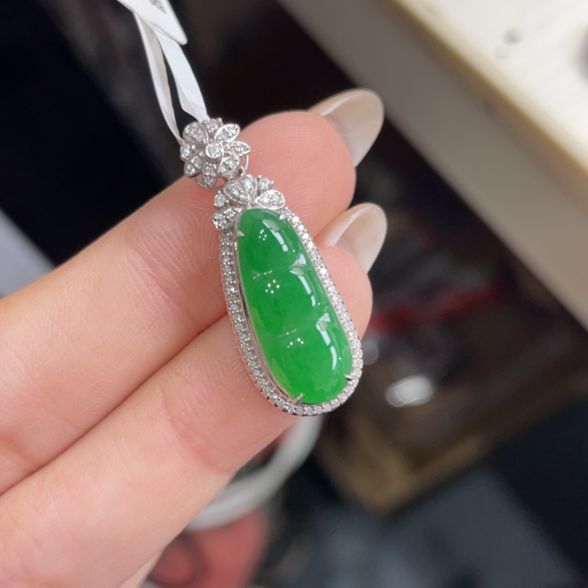 【闪购商品】翡翠颈饰18K金镶嵌