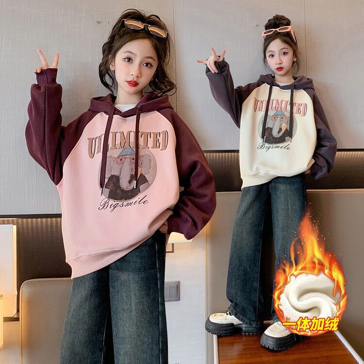 女童卫衣冬季加绒新款儿童洋气宽松拼色上衣中大童卡通连帽套头30
