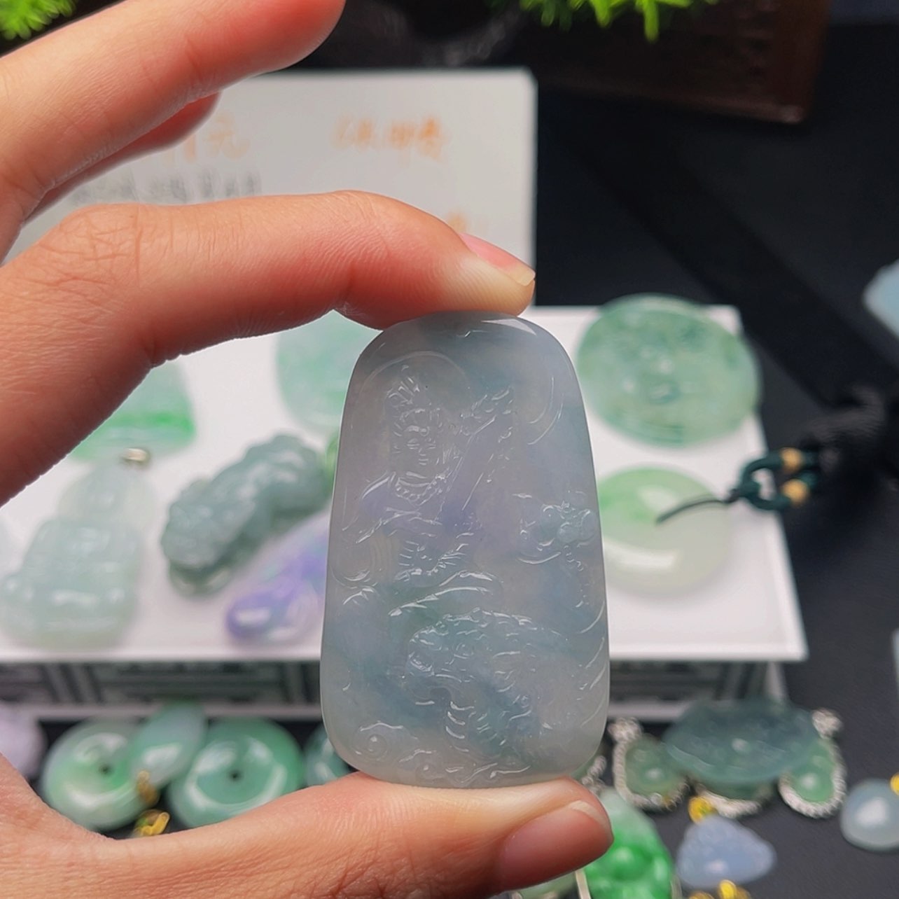 【闪购商品】翡翠颈饰未镶嵌漪t29