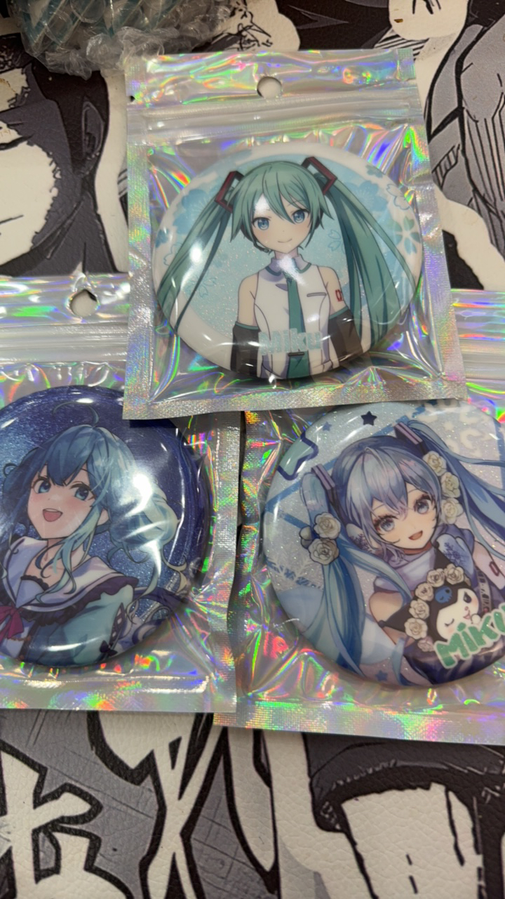 自制官图初音吧唧徽章