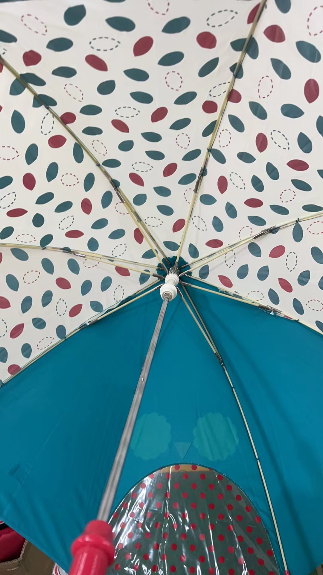 小郁家宝宝雨伞浮力