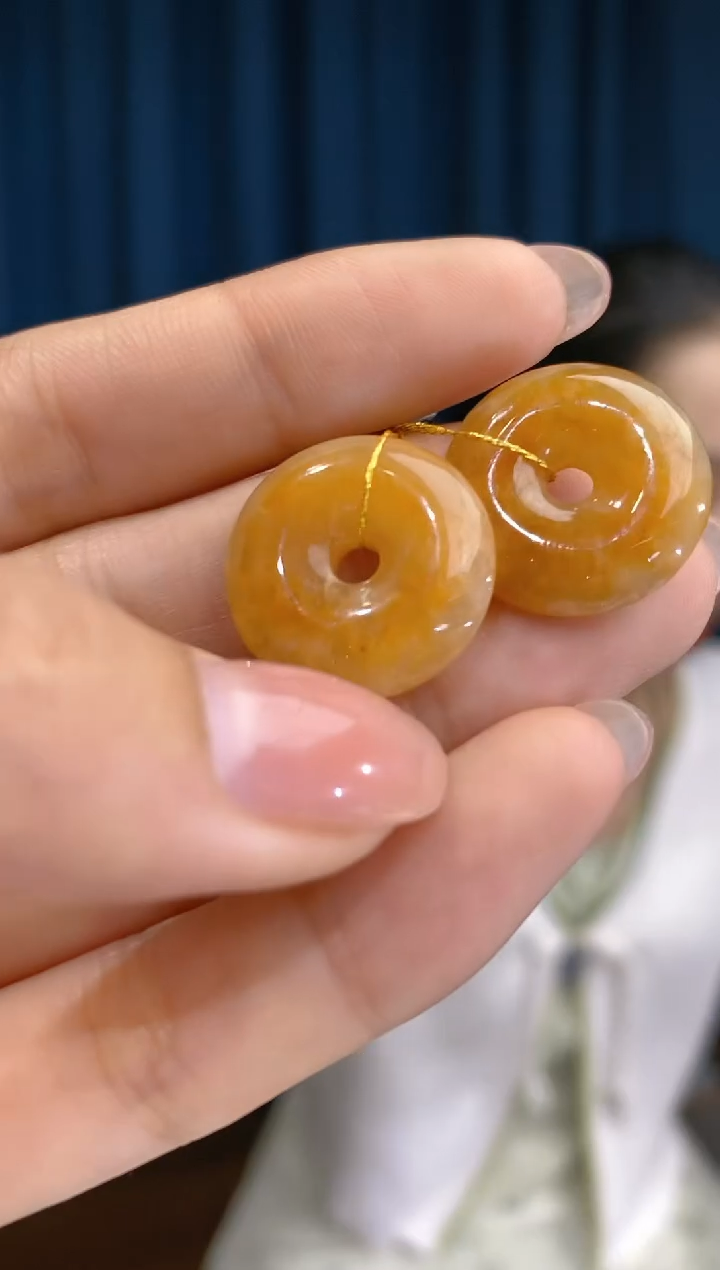 【闪购商品】翡翠颈饰未镶嵌平安扣多样性发货1件