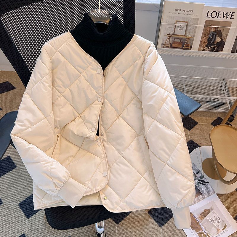 韩版羽绒服户外运动女短款2023秋冬新款圆领菱形小个子减龄