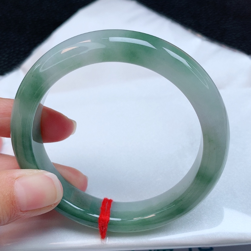 【闪购商品】翡翠手镯未镶嵌大****～