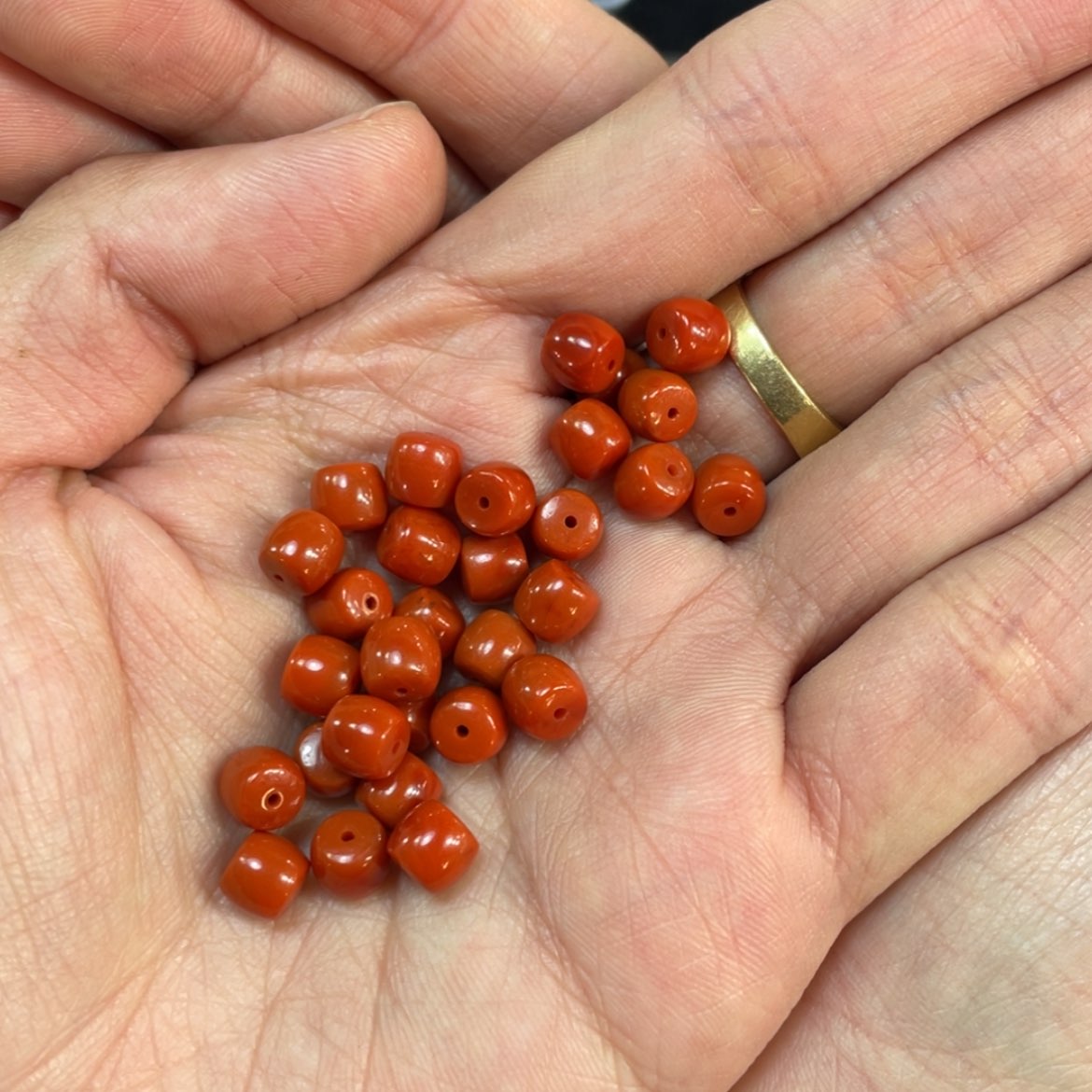【闪购商品】定制南红玛瑙未镶嵌手串