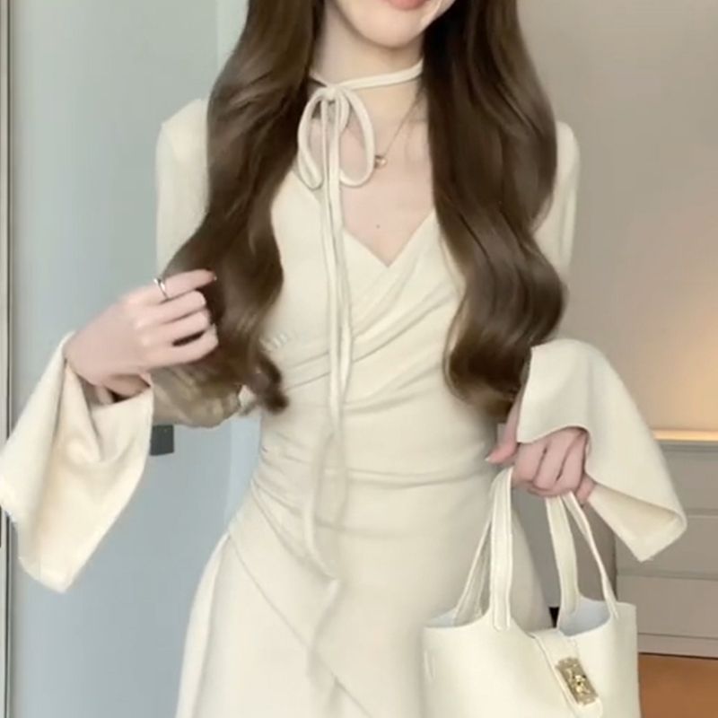 设计感小众v领不规则连衣裙女秋冬季2023新款高级感长袖系带裙子