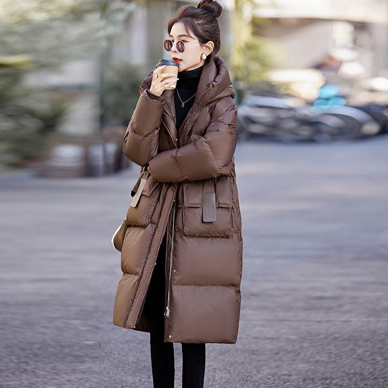波司澄羽绒服欧货美拉德羽绒服女2023新款韩版潮流连帽过膝长款白