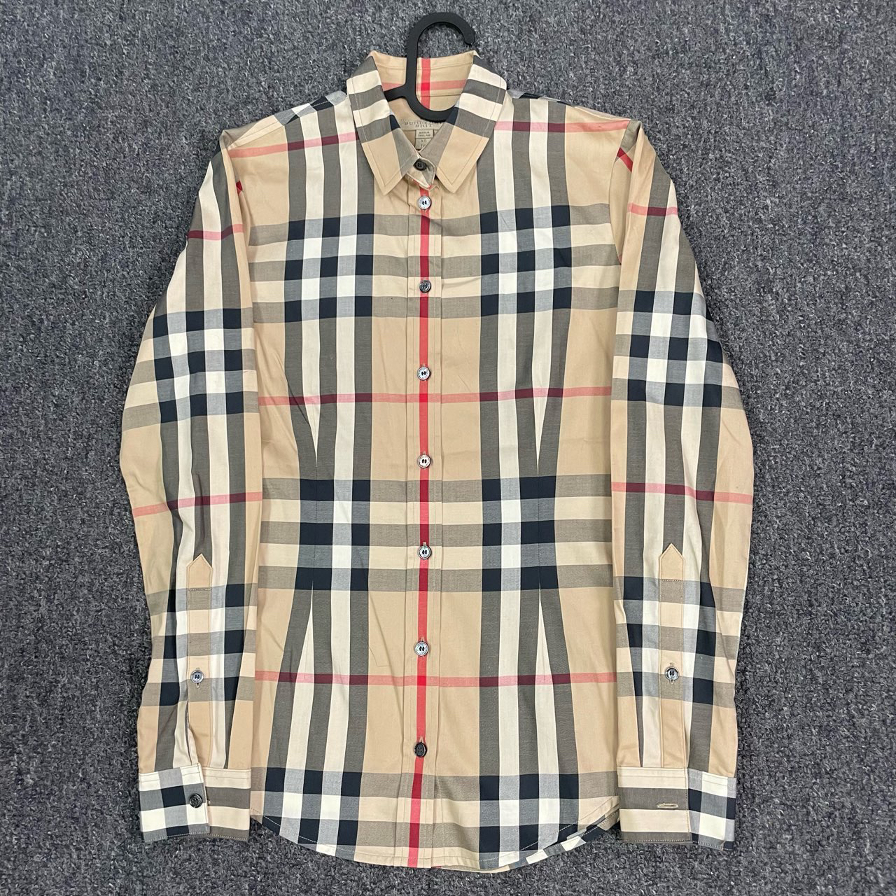 burberry /博柏利 经典格子衬衫 XS码 /99新 /Sl000687