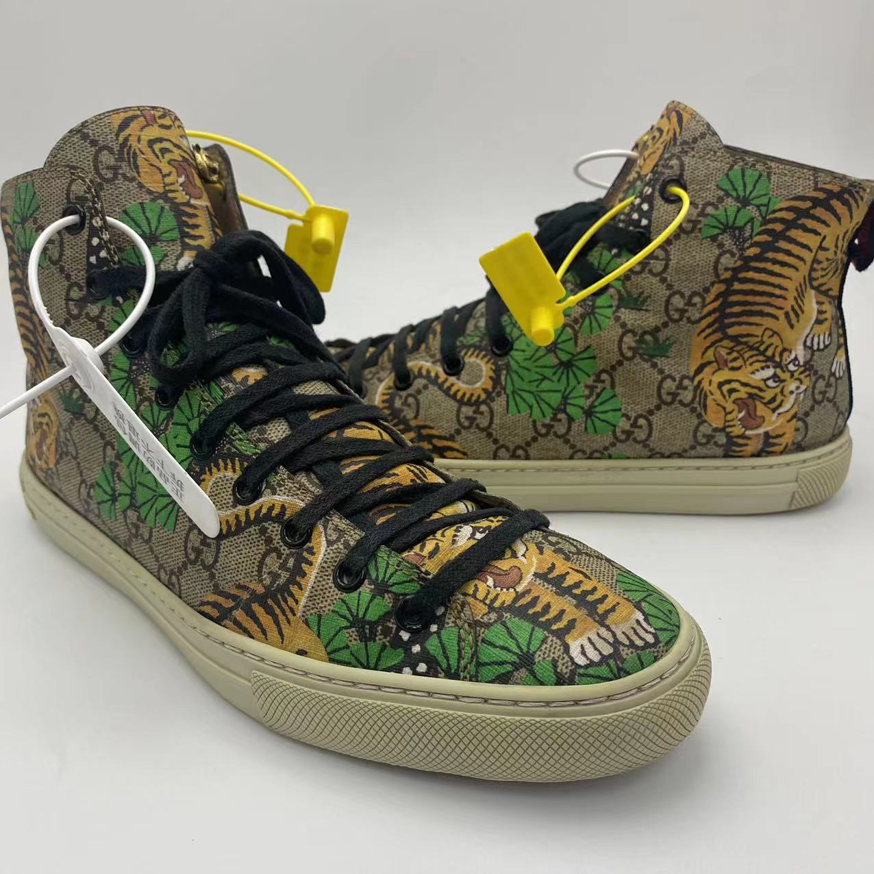 【蓝波特惠】GUCCI古驰虎头logo印花板鞋时尚满印迷彩男士94新正品