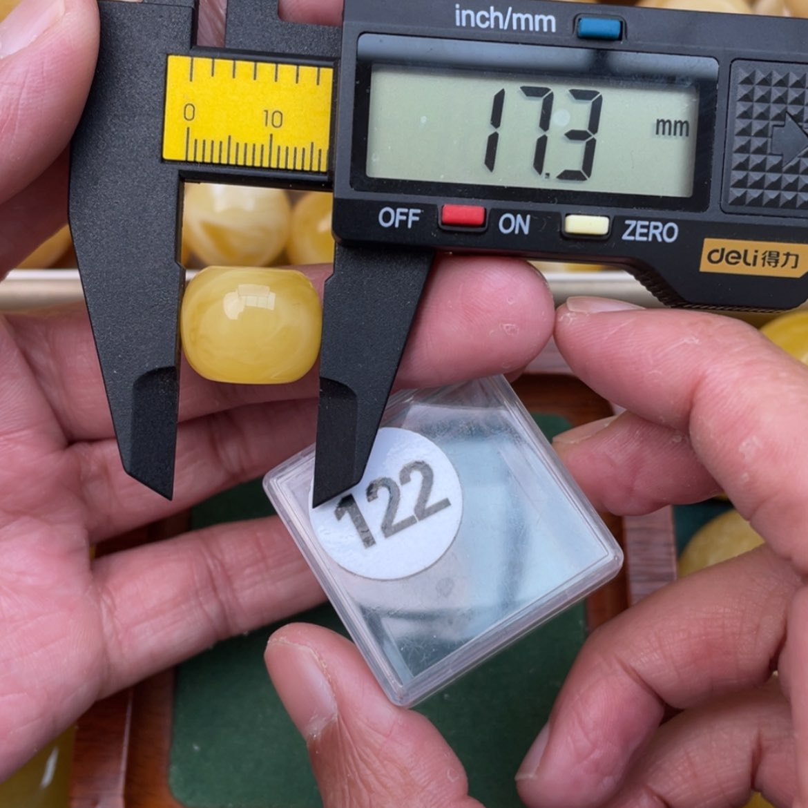 【闪购商品】蜜蜡珠宝奇石未镶嵌