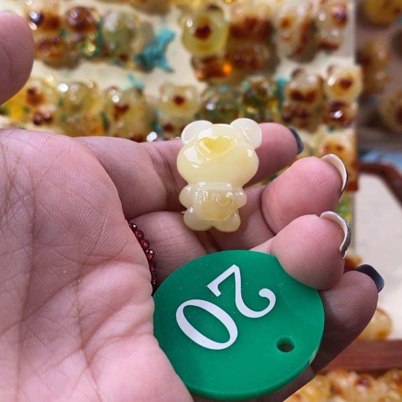 【闪购商品】琥珀颈饰未镶嵌