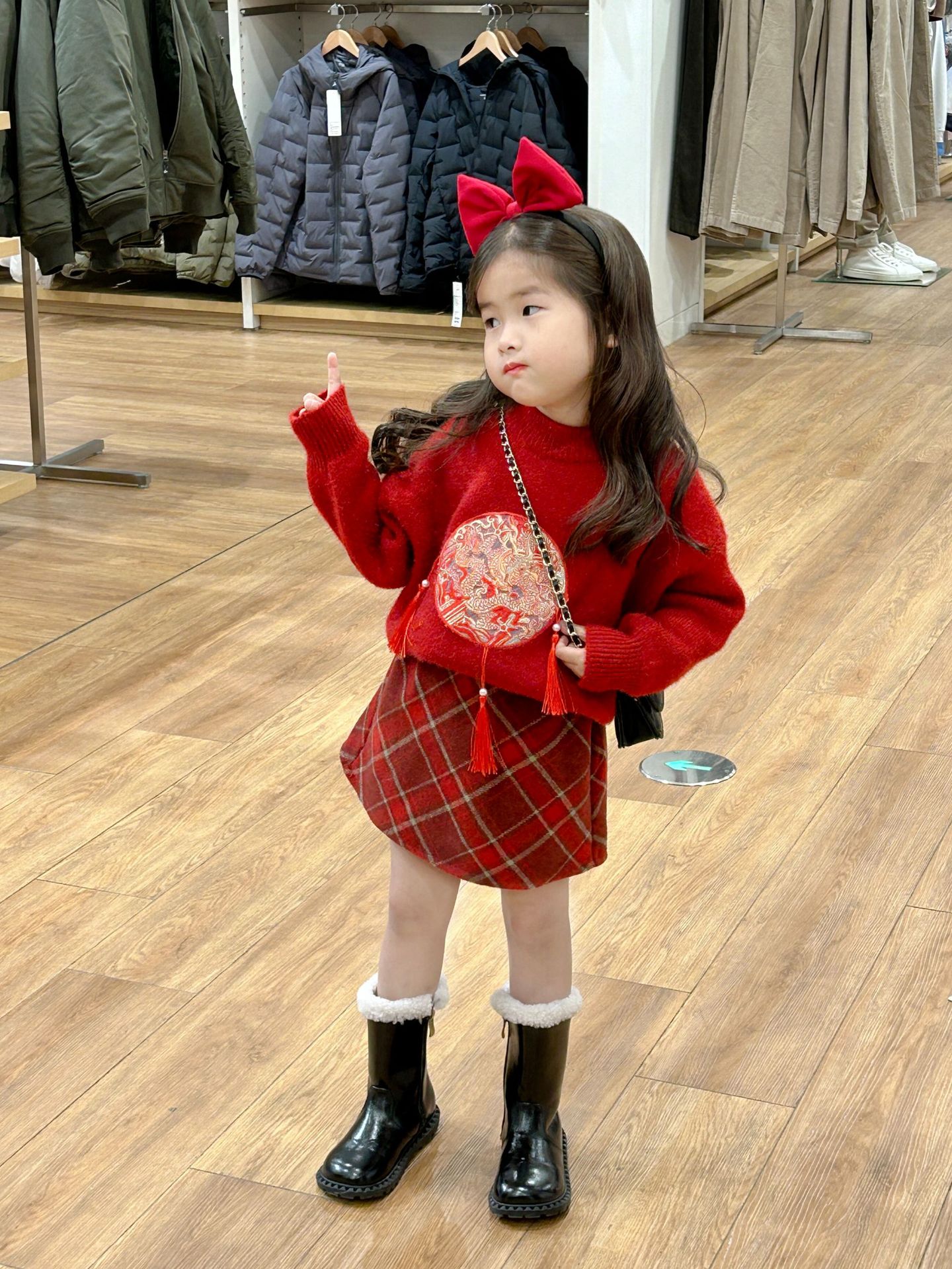 Bmy2023wt 秋冬款女童新中式流苏圆领毛衣新年款毛衣拜年服套装
