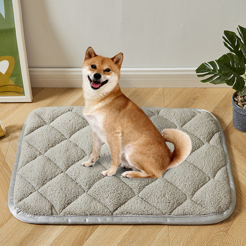 冬季保暖宠物垫睡垫可防滑狗垫冬天猫咪垫地毯兔笼子狗窝毯子代发
